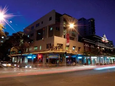 Roamer Brisbane Hotel
