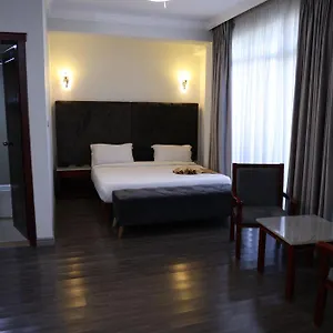 Trinity Hotel Adís Abeba