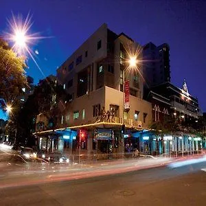 Roamer 布里斯班 酒店